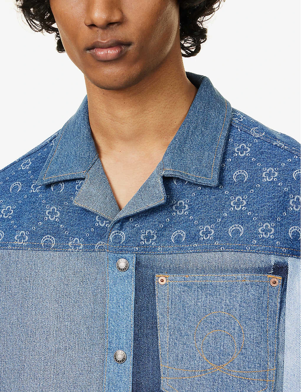 Marine Serre Patchwork-panel Contrast-stitching Regular-fit Upcycled-denim Shirt 5 Marine Serre Patchwork-panel Contrast-stitching Regular-fit Upcycled-denim Shirt - Image 5
