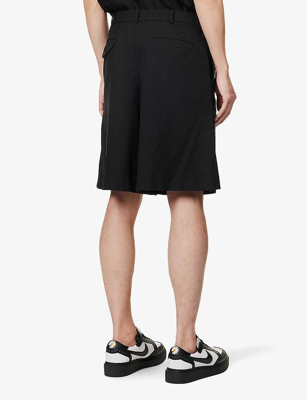 High-rise Relaxed-fit Woven Shorts 4 High-rise Relaxed-fit Woven Shorts - Image 4