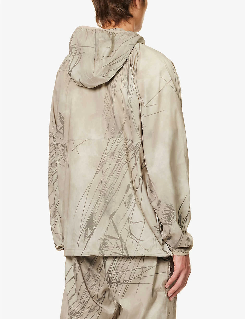 Norse Projects Herluf Graphic-print Funnel-neck Oversized-fit Stretch-woven Hooded Jacket 4 Norse Projects Herluf Graphic-print Funnel-neck Oversized-fit Stretch-woven Hooded Jacket - Image 4