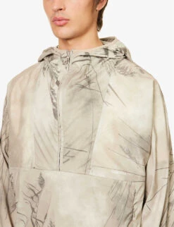 Norse Projects Herluf Graphic-print Funnel-neck Oversized-fit Stretch-woven Hooded Jacket 9 Norse Projects Herluf Graphic-print Funnel-neck Oversized-fit Stretch-woven Hooded Jacket -AllSain Clothing Shop R04148520 LIGHTKHAKI ALT04