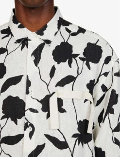 Jacquemus La Chemise Simon Floral-pattern Relaxed-fit Linen Shirt 9 Jacquemus La Chemise Simon Floral-pattern Relaxed-fit Linen Shirt -AllSain Clothing Shop R04182834 PRINTBLACKROSES ALT04