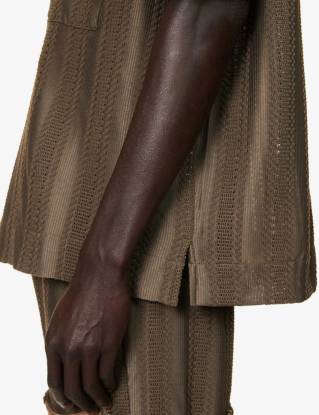 Semi-sheer Short-sleeved Boxy-fit Woven Shirt 5 Semi-sheer Short-sleeved Boxy-fit Woven Shirt - Image 5